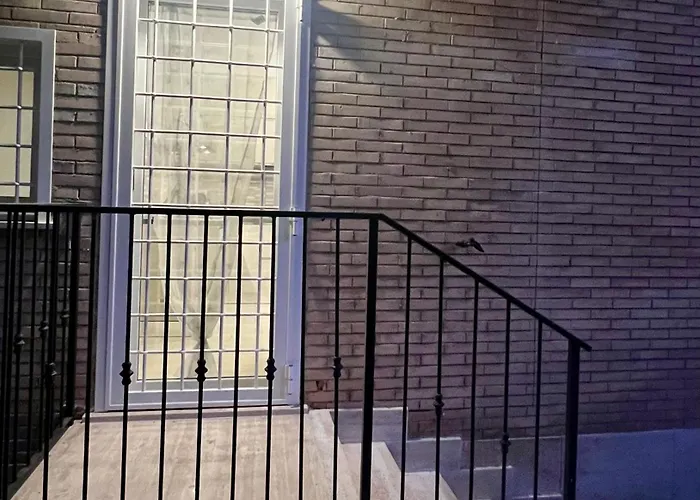 Apartment Elegant & Spacious 2br 2ba Unit With Private Patio *